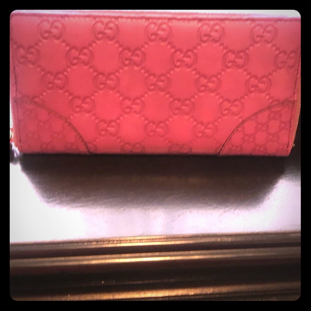 Gucci wallet